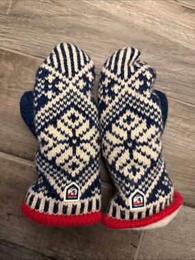 Hestra Wool Mittens in Cream with Red Cuff